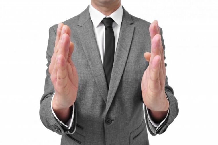 чоловік хоче збільшити розмір пеніса